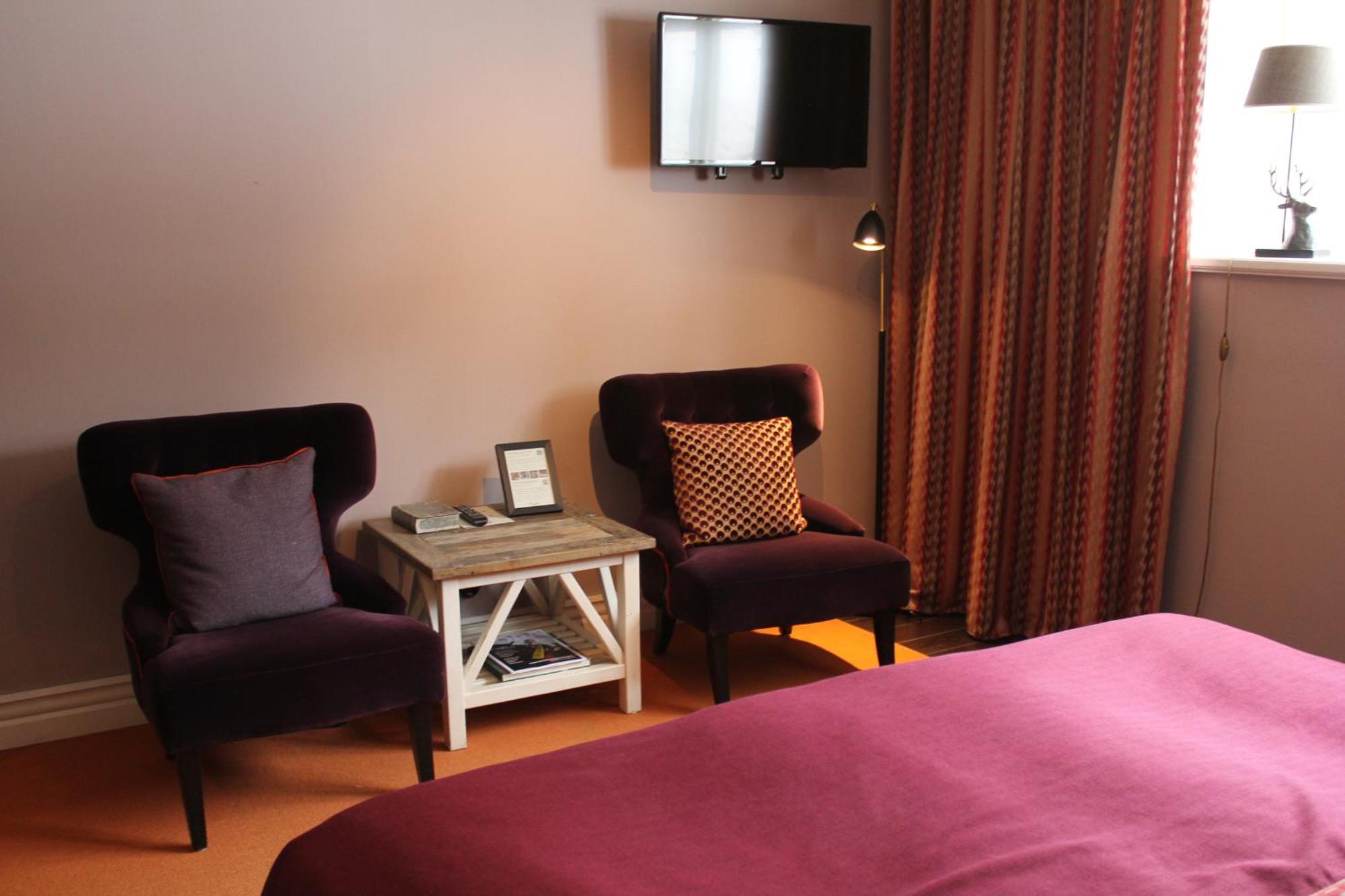 Olarsgarden Hotell Lindvallen Exterior foto