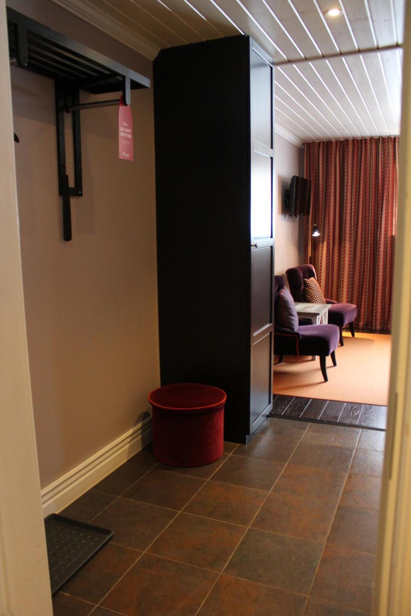 Olarsgarden Hotell Lindvallen Exterior foto
