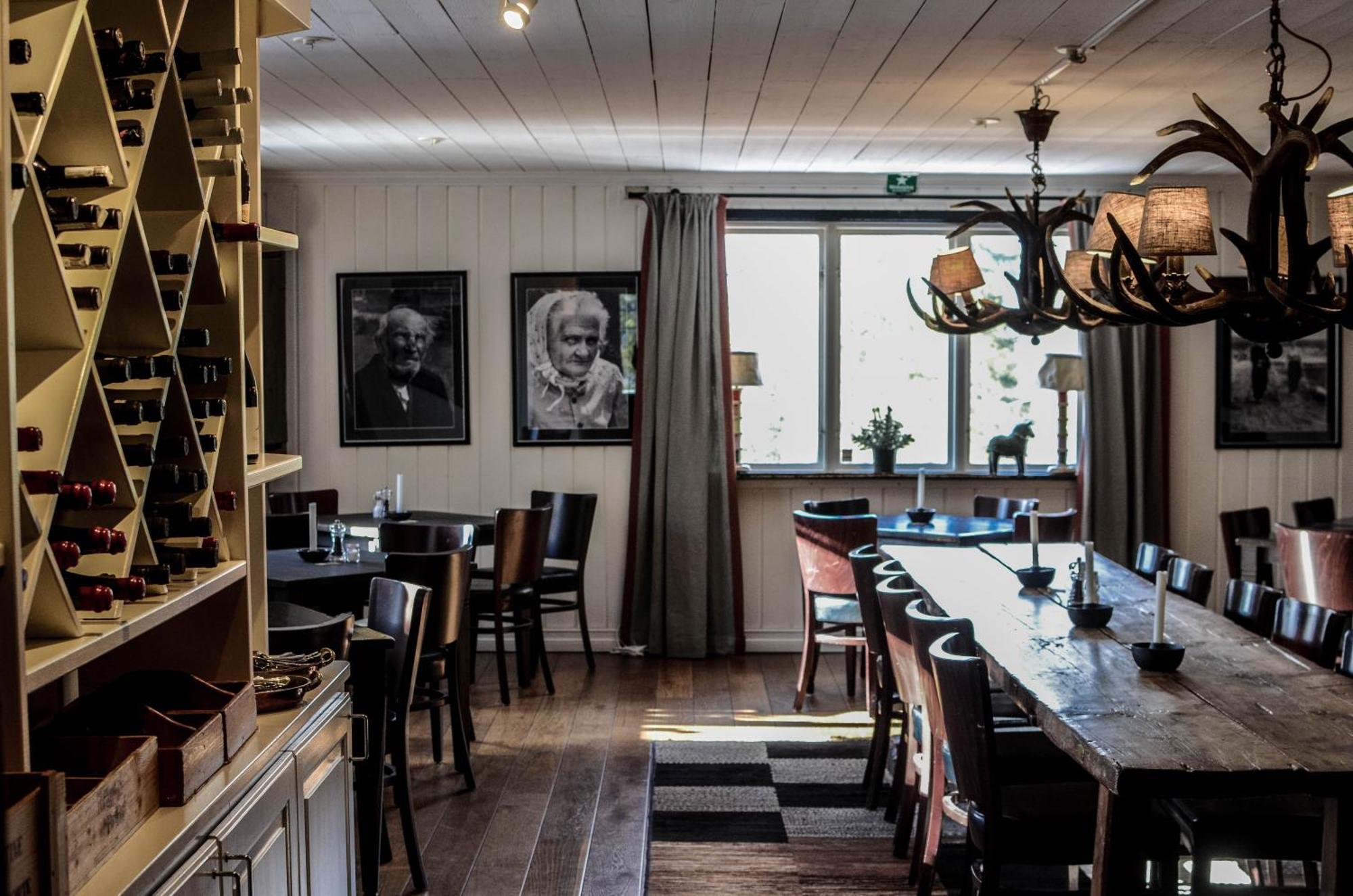Olarsgarden Hotell Lindvallen Exterior foto